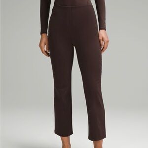 Lululemon pants size 6 brand new